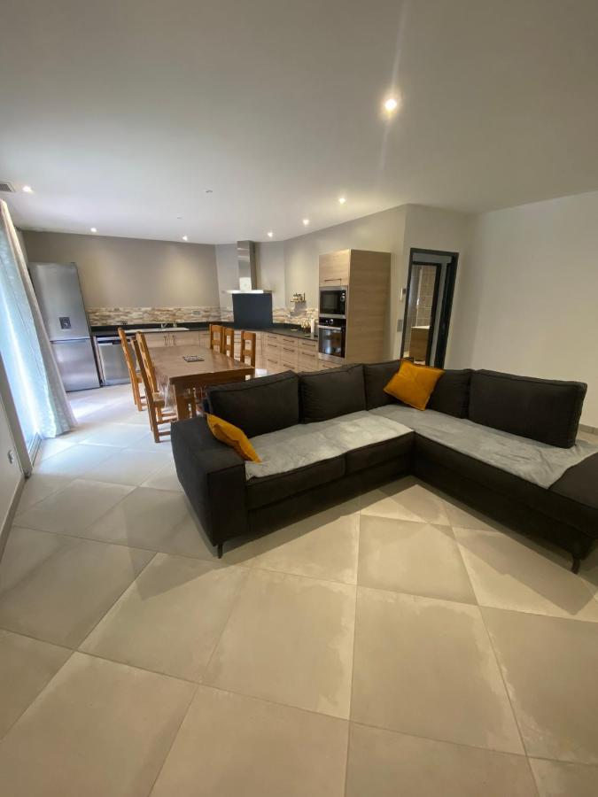 A Nouste Villa ลารองส์ ภายนอก รูปภาพ